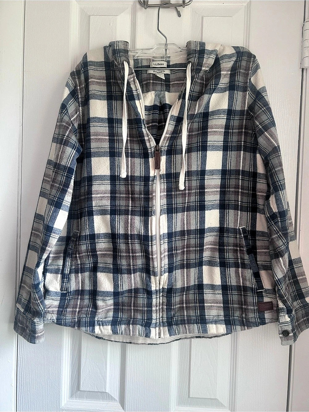 L.L.Bean Relaxed Fit Plaid Anorak Plaid Anorak in Blue & White Size Medium